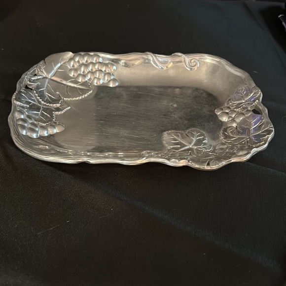 10” Arthur Court 10” Grape Catch all - Picture 4 of 4